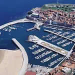 A 300 M De La Playa, Se Alquila Por Quincenas Vut4298as Apartment *