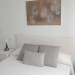 A 300 M De La Playa, Se Alquila Por Quincenas Vut4298as Apartment