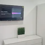 A 300 M De La Playa, Se Alquila Por Quincenas Vut4298as Apartment *