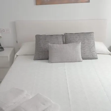 A 300 M De La Playa, Se Alquila Por Quincenas Vut4298as شقة خيخون