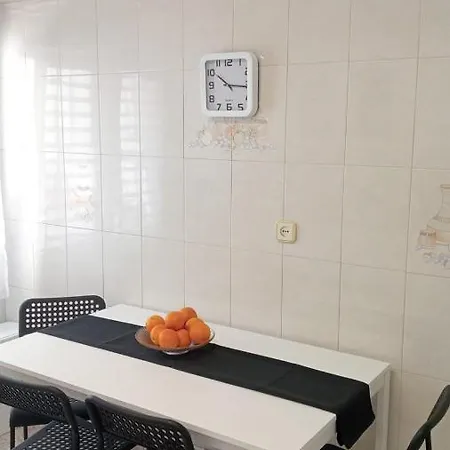 A 300 M De La Playa, Se Alquila Por Quincenas Vut4298as خيخون