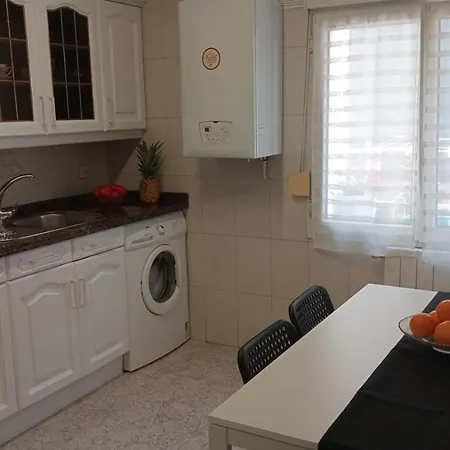 A 300 M De La Playa, Se Alquila Por Quincenas Vut4298as شقة