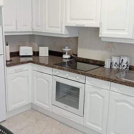 A 300 M De La Playa, Se Alquila Por Quincenas Vut4298as شقة خيخون